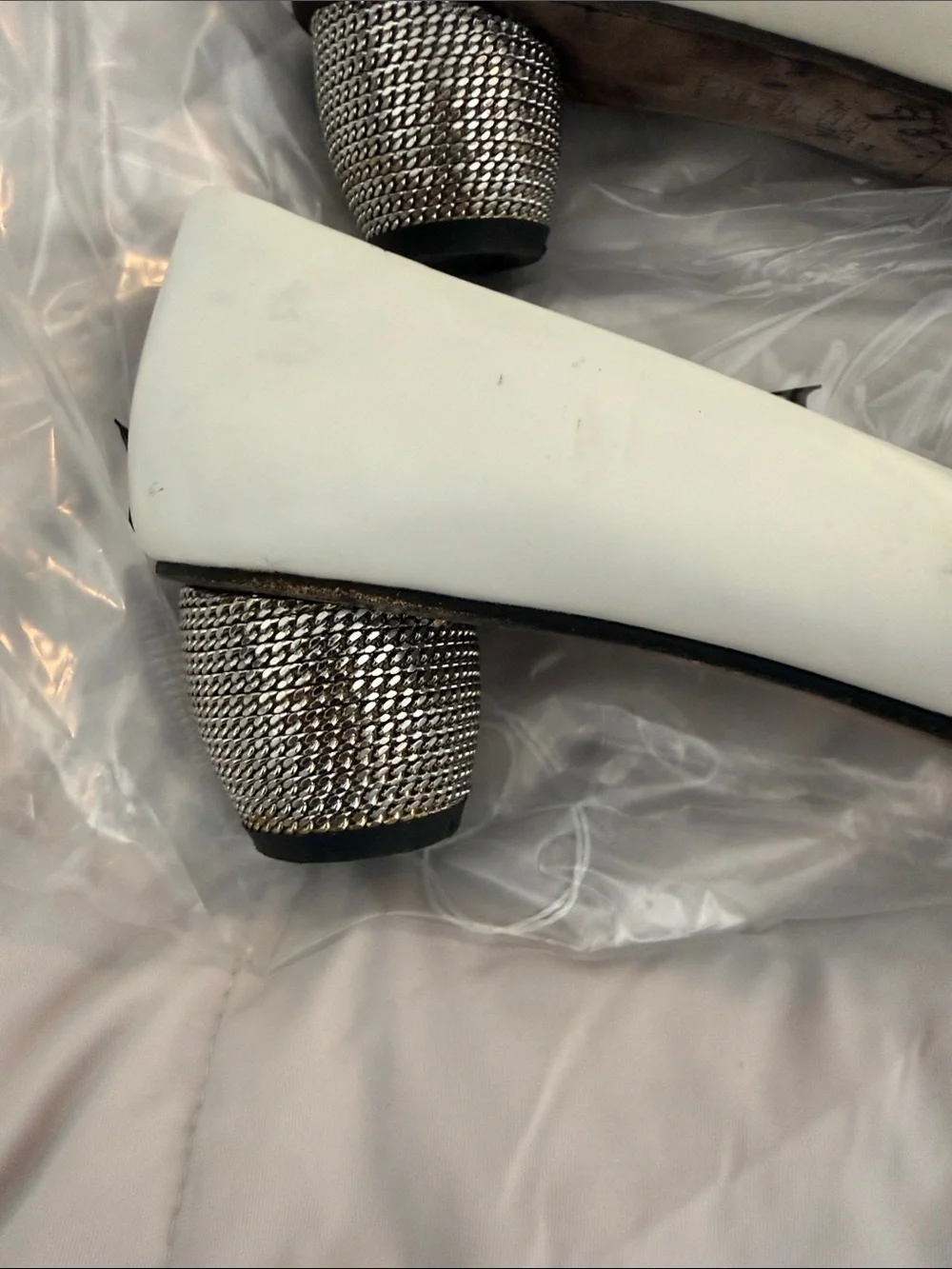Stuart Weitzman White Patent Pointed Toe Pumps